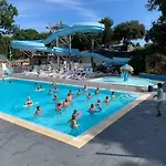 אתר קמפינג 4 Etoiles - Piscine - Ccaaeah *