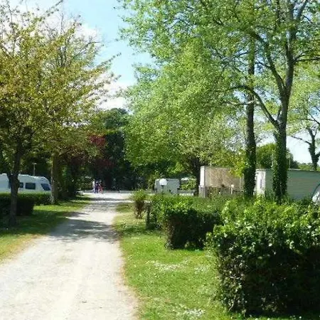 Campo de lujo 4 Etoiles - Piscine - Ccaaeah