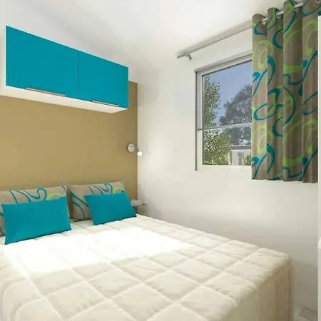 4 Etoiles - Piscine - Ccaaeah *